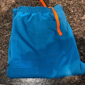 FIGS Scrubs Yola Skinny Scrub Pants in Alps Blue